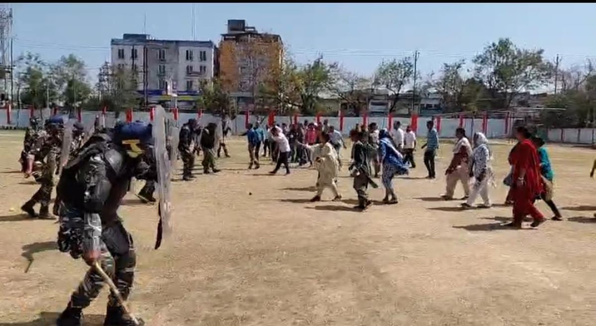 होली में हुड़दंग मचाने वाले हो जाएं सावधान, उपद्रवियों से सख़्ती से निपटेगी धनबाद पुलिस