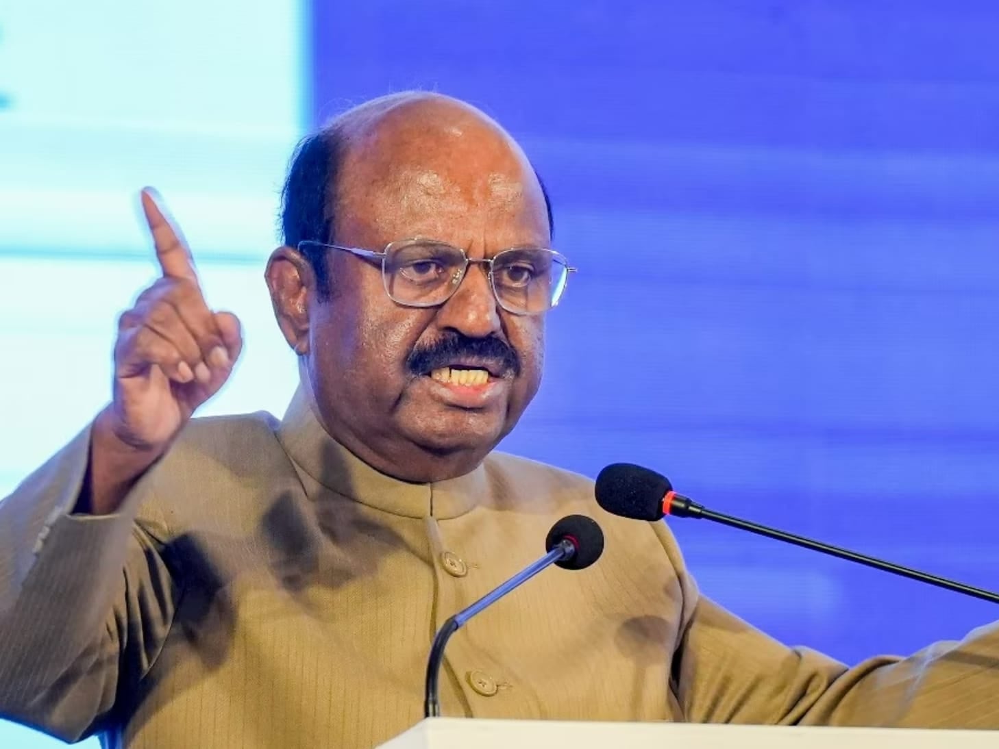 Big Breaking: बंगाल के राज्यपाल ने दिया इस्तीफा,इसे क्यों कहा जा रहा नाटकीय घटनाक्रम