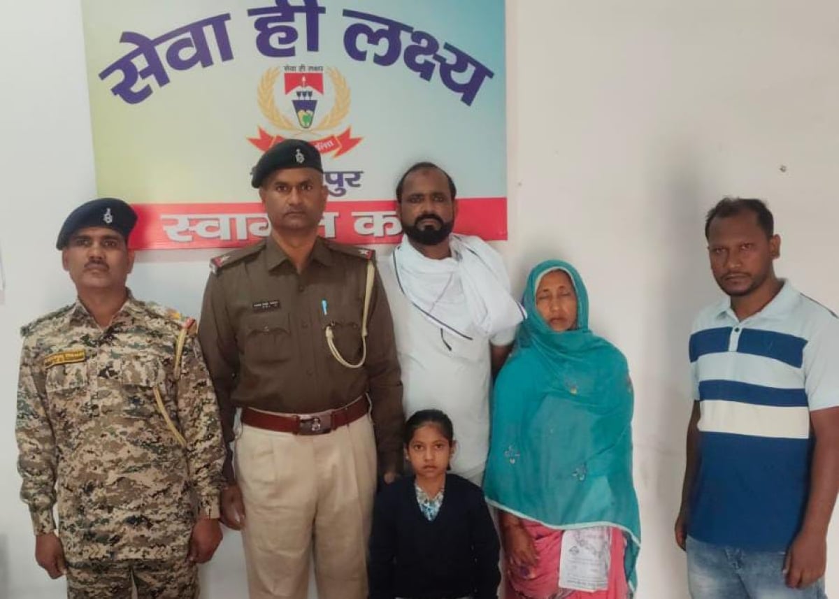 पाकुड़: हिरणपुर पुलिस की तत्परता से मिली गुमशुदा बच्ची , परिवार ने ली राहत की सांस