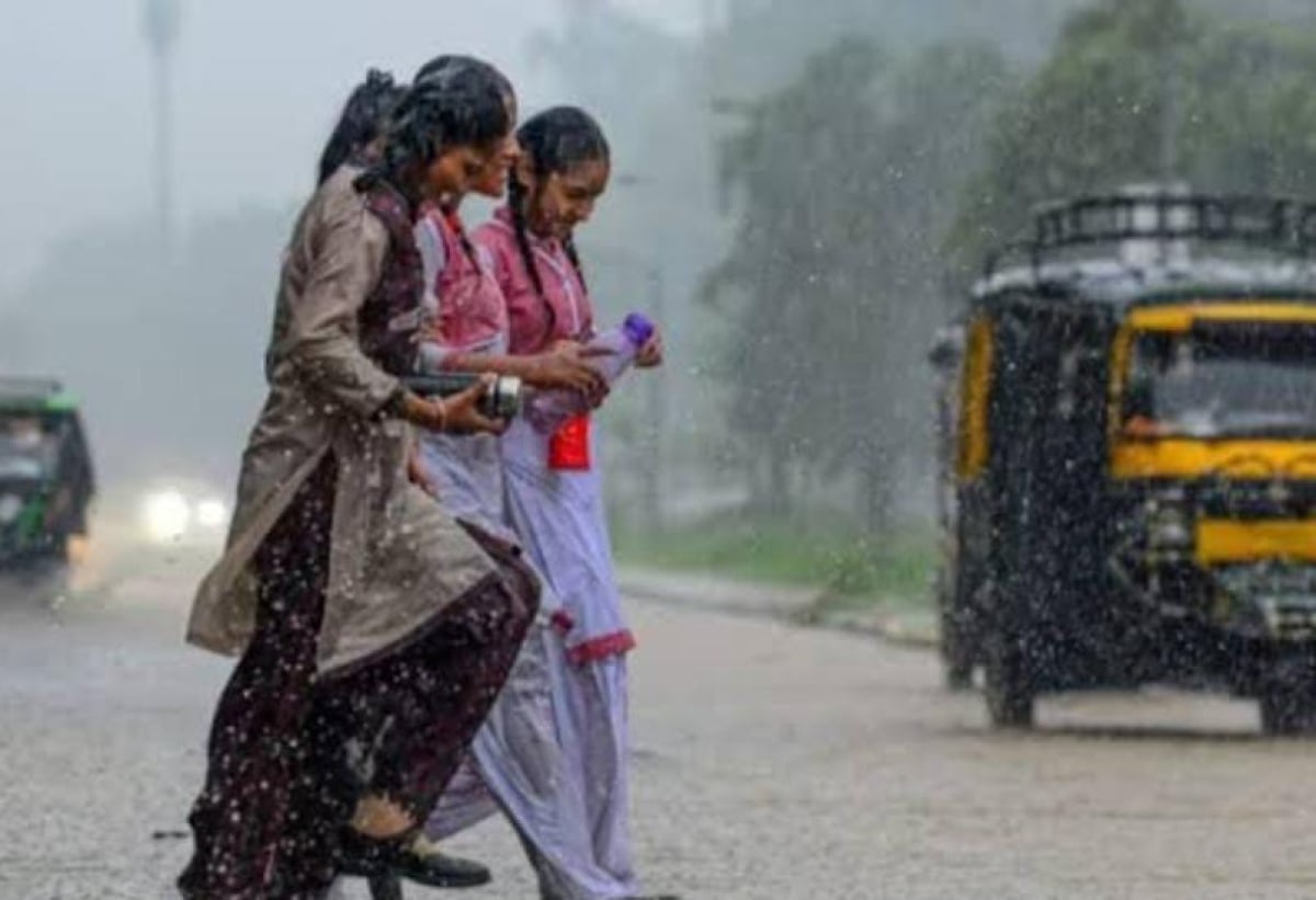 Weather Alert:आज झारखंड पर दिखेगा साइक्लोनिक सर्कुलेशन का असर, इन जिलों में गरज के साथ बारिश की संभावना