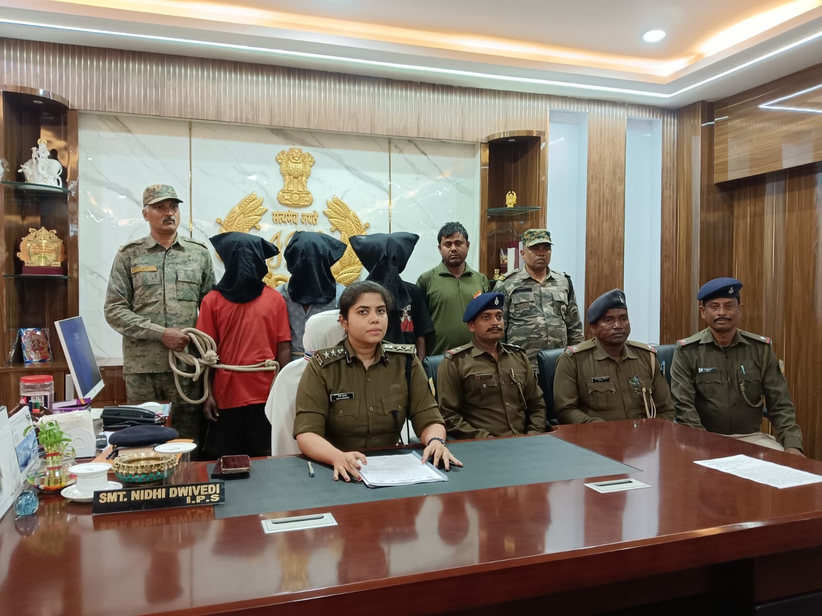 नाबालिग से सामूहिक दुष्कर्म मामले में पाकुड़ पुलिस ने तीन को किया गिरफ्तार, पढ़ें एसपी ने क्या दी जानकारी