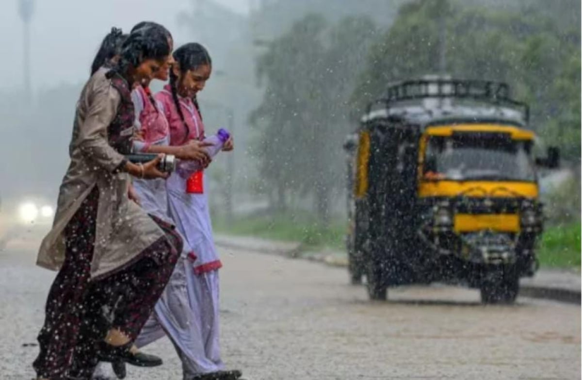 Weather Alert:आज भी झारखंड के इन जिलों में दिखेगा साइक्लोनिक सर्कुलेशन का असर, गरज के साथ बारिश की संभावना