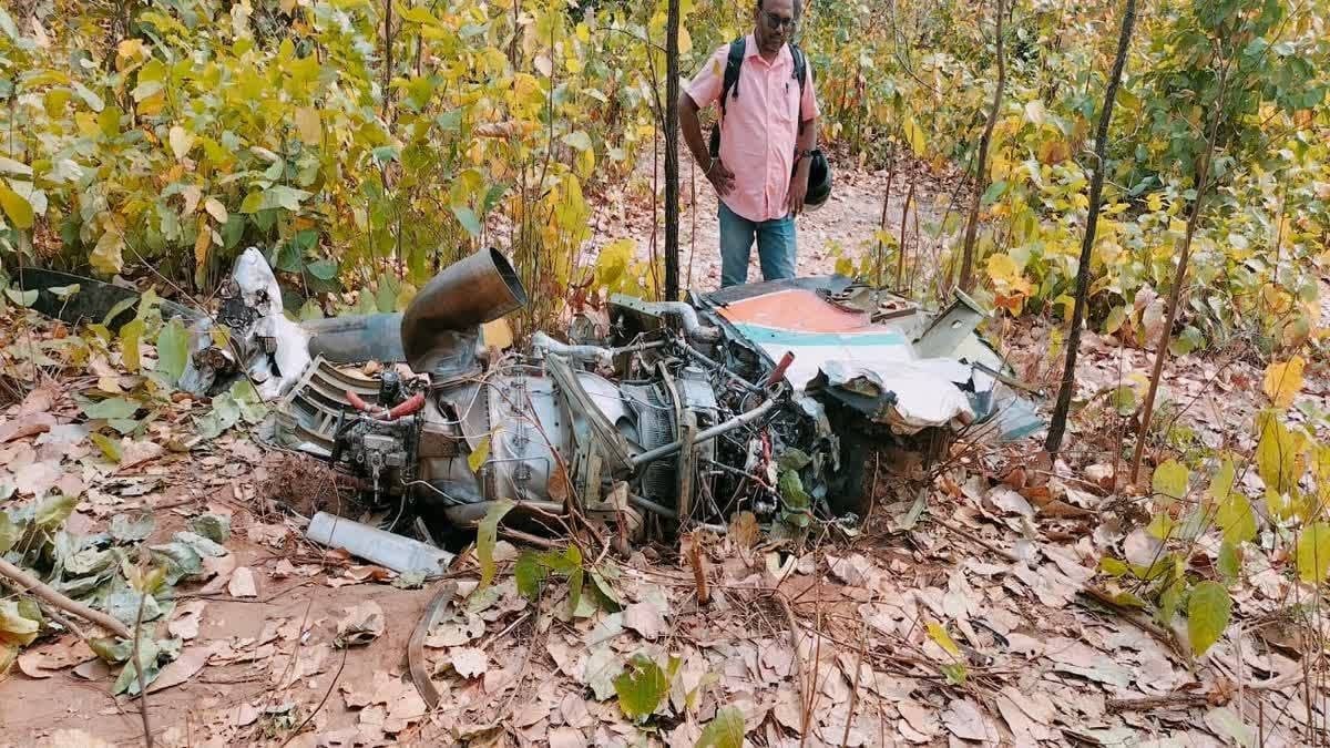 चतरा एयर एंबुलेंस हादसे के 21 दिन बाद मिला दूसरा इंजन, जांच पर उठे सवाल