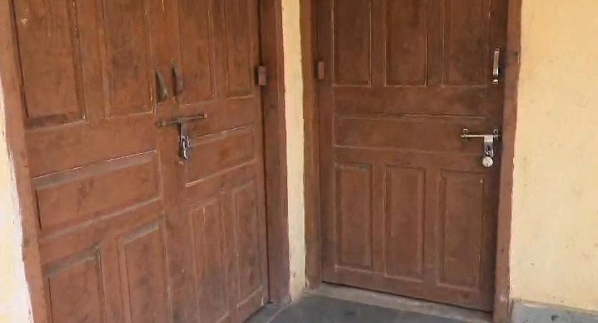 गढ़वा में दिख रहा है LPG सिलेंडर संकट का असर,पुलिस मेस के गेट पर लटका ताला, खाने के लिए भटक रहे जवान
