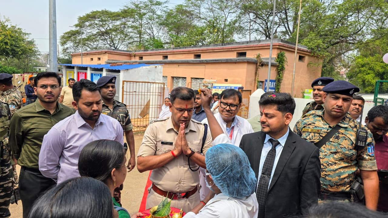आइये! धनबाद के सदर अस्पताल में आपका स्वागत है, सुपर स्पेशियलिटी अस्पताल बनने से कुछ ही कदम दूर