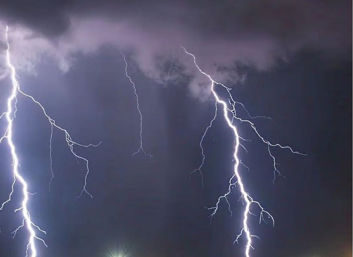 Weather Alert: झारखंड में कहर बरपा रहा है वज्रपात, तीन जिलों में अब तक पांच लोगों की मौत, पढ़े आज का हाल