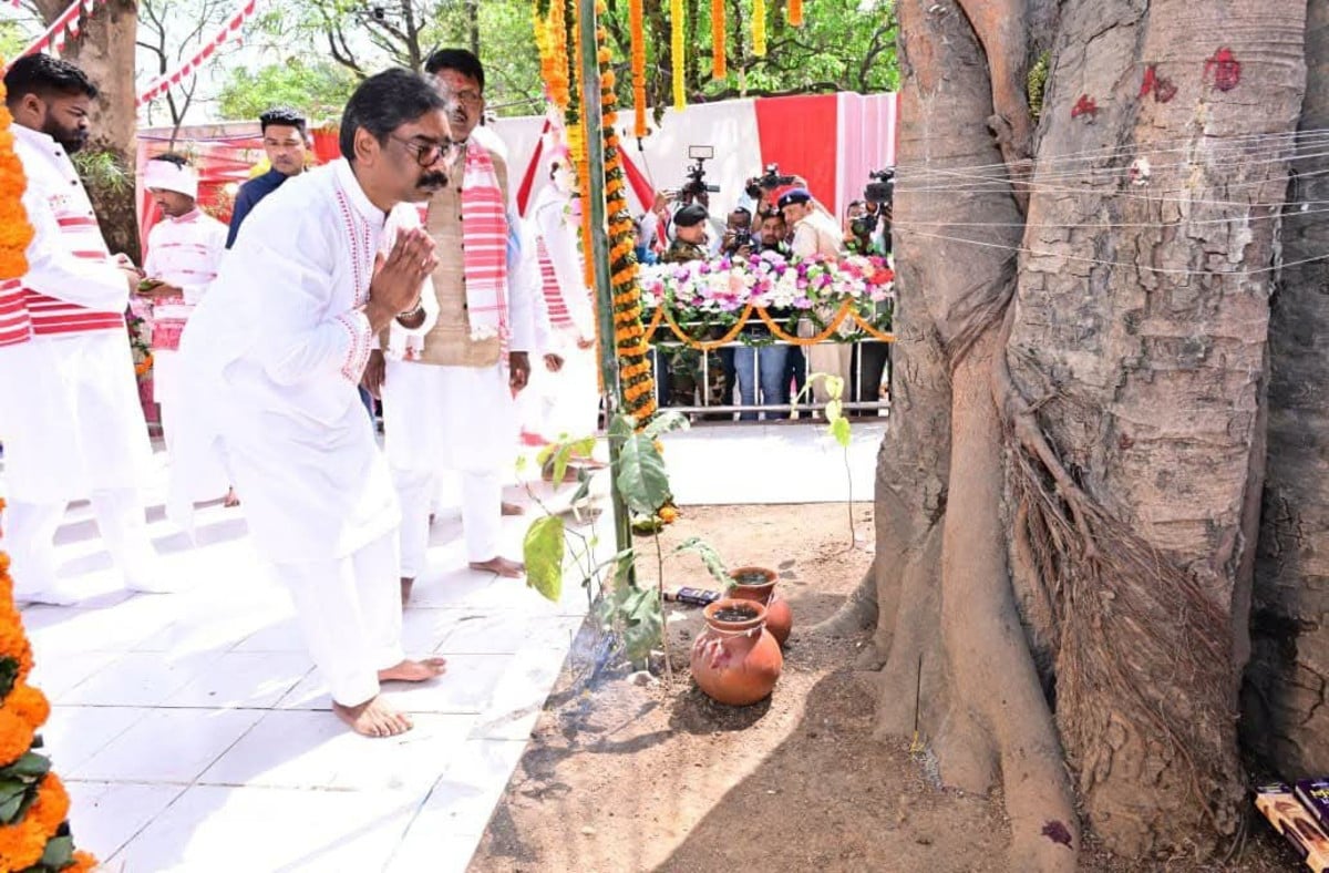 रांची में सरहुल की धूम, CM हेमंत सोरेन ने निभाई परंपरा, दिया एकता का संदेश