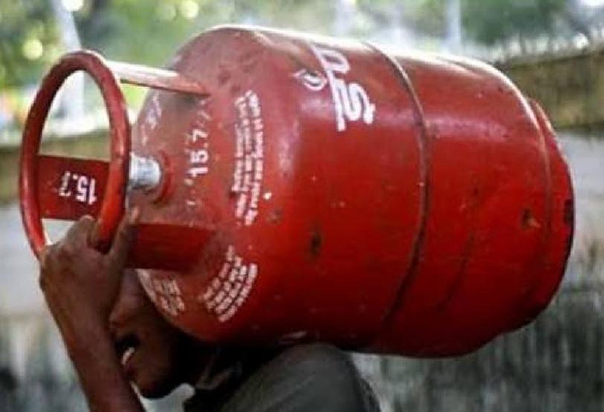 अब बिना OTP दिखाए नहीं मिलेगी LPG गैस सिलेंडर की डिलीवरी! पढ़े गैस बुकिंग और डिलीवरी से संबंधित  बड़ा अपडेट