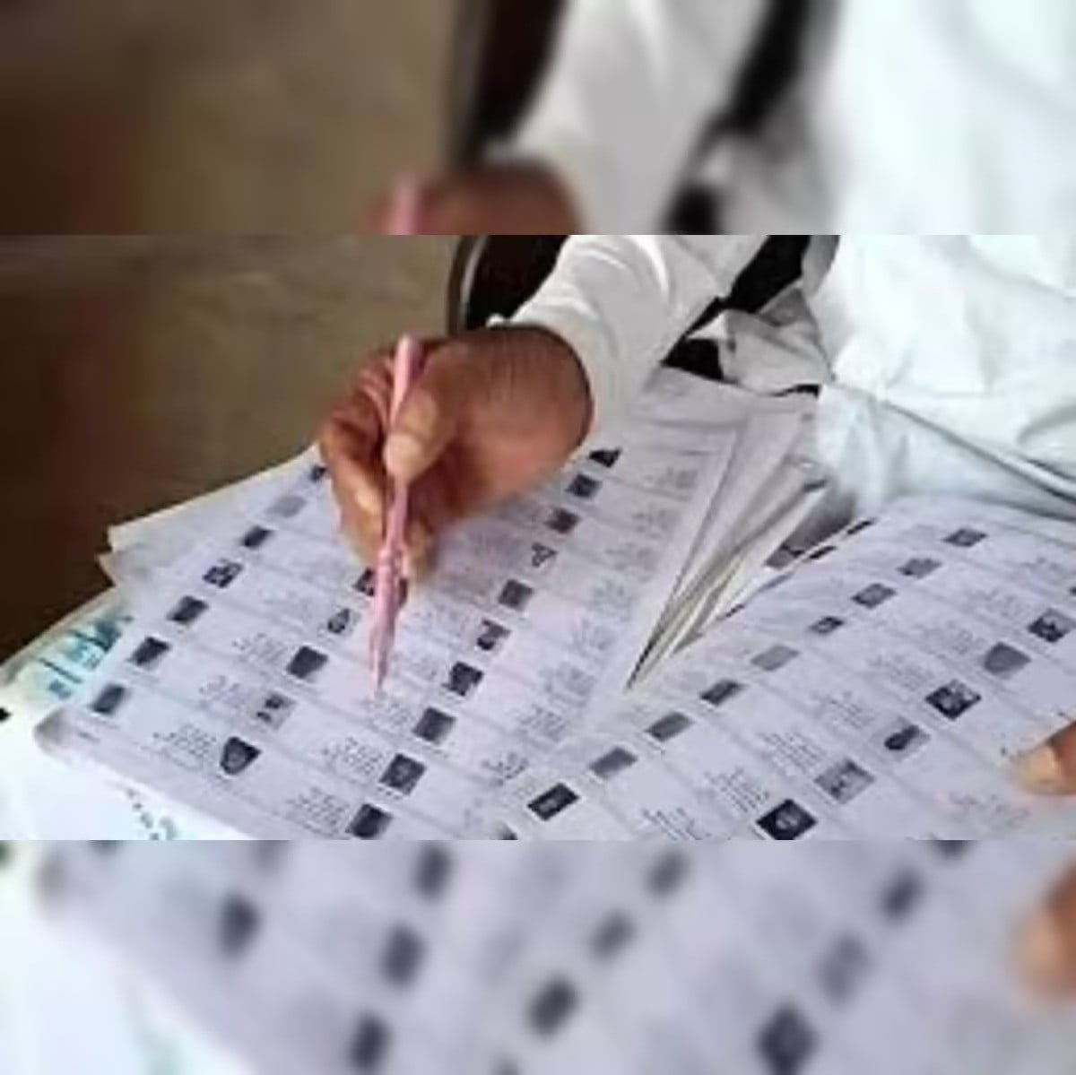 झारखंड में एसआईआर की तैयारी, देने होंगे एक दर्ज़न से अधिक प्रश्नों के उत्तर, क्या करेंगे बीएलओ