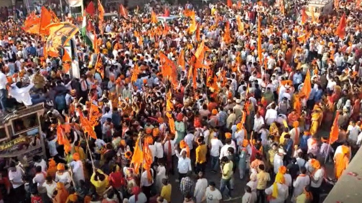 रामनवमी पर राजधानी की मंदिरों में उमड़ी श्रद्धालुओं की भीड़, आज निकाली जाएगी भव्य शोभायात्रा