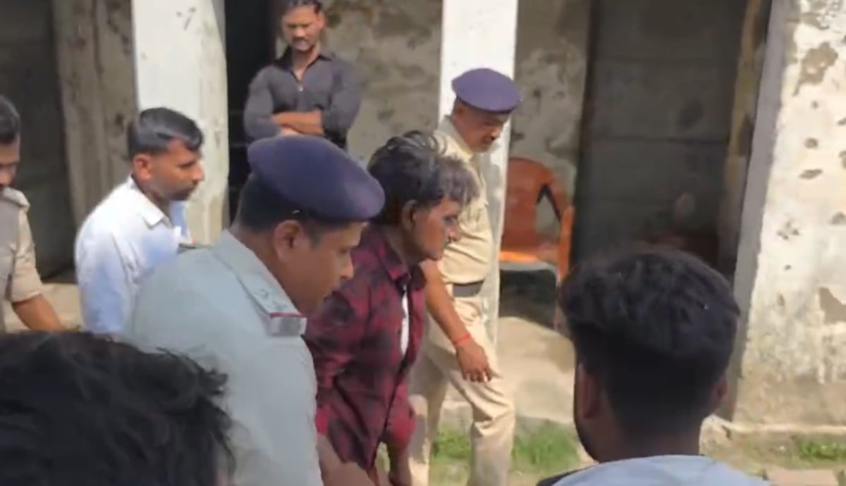 कटिहार में शराबी डॉक्टर गिरफ्तार: नशे में धुत चिकित्सक पर प्रशासन का एक्शन