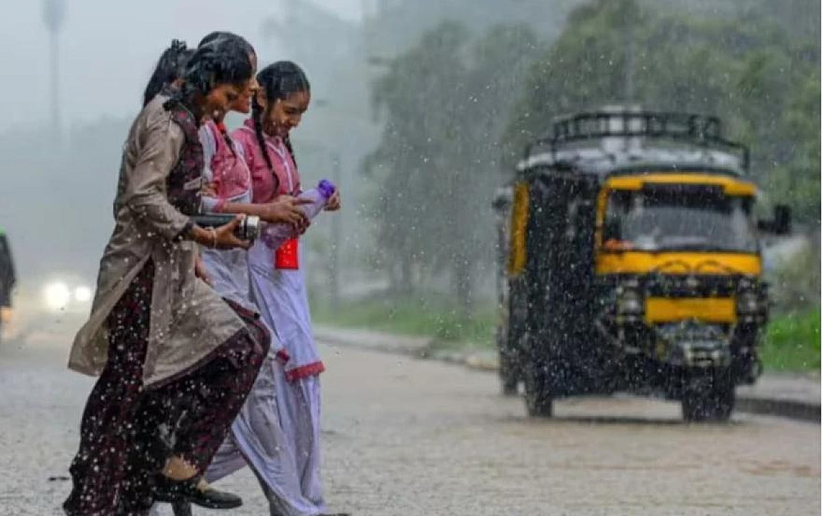 Weather Alert:आज भी झारखंड वासियों को बारिश और आंधी तूफ़ान से नहीं मिलेगी राहत, इस दिन मौसम साफ होने की उम्मीद