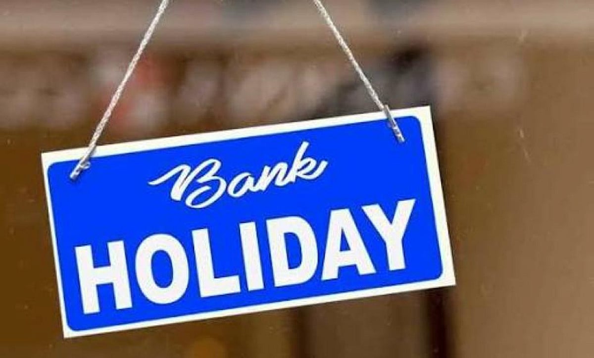 अप्रैल महीने में इतने दिन रहेंगी बैंक की छुट्टियां, जाने से पहले जरूर देखें एक बार लिस्ट वरना होना होगा परेशान