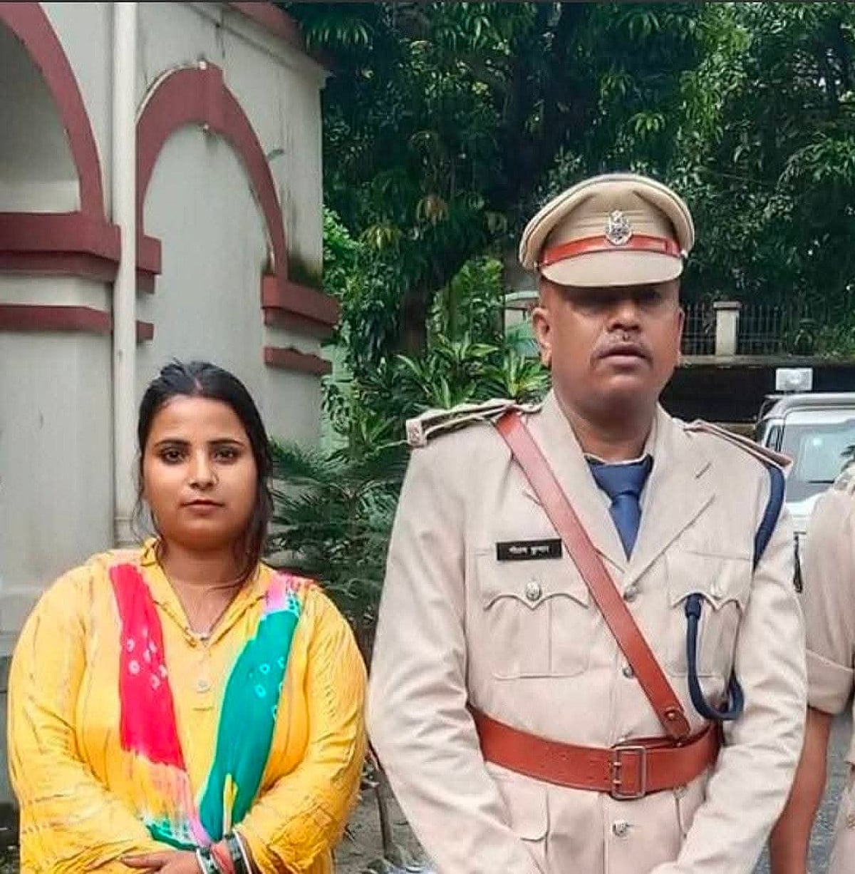 बिहार  में भ्रष्टाचार की एक अंतहीन कथा -साहब की पत्नी ,प्रेमिका के बाद  नौकरानी भी करोड़पति निकली ,चलती है थार से