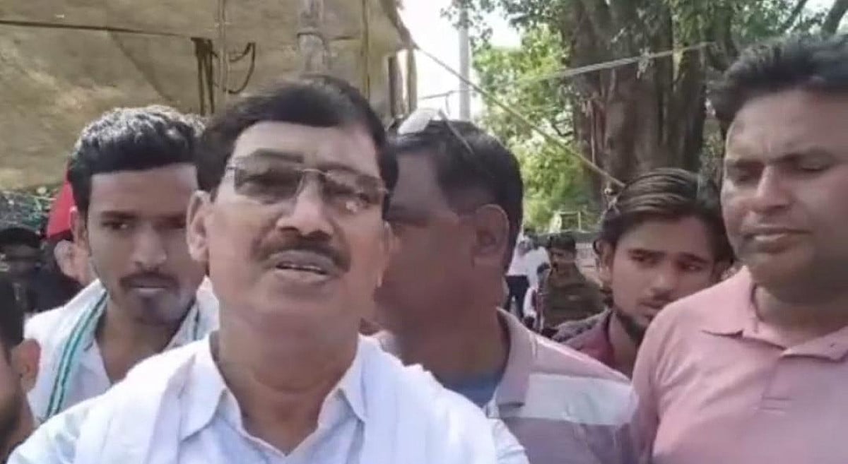एसजीटी आउटसोर्सिंग माइंस के खिलाफ स्थानीय लोगों ने खोला मोर्चा,पानी-प्रदूषण-रोजगार को लेकर  धरना
