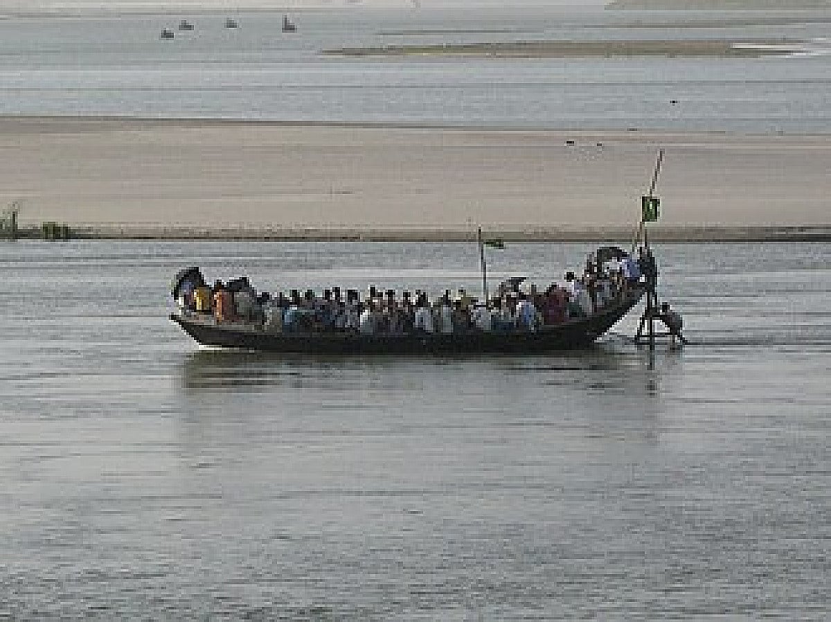 मथुरा में दर्दनाक नाव हादसा: वोट पलटने से 10 की मौत, कई लापता