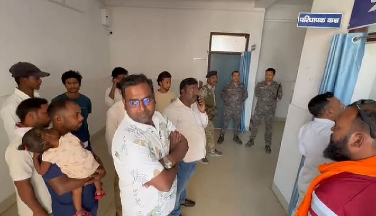 पलामू में CSPसंचालक से 3 लाख की लूट ,विरोध करने पर पति पत्नी को मारी गोली