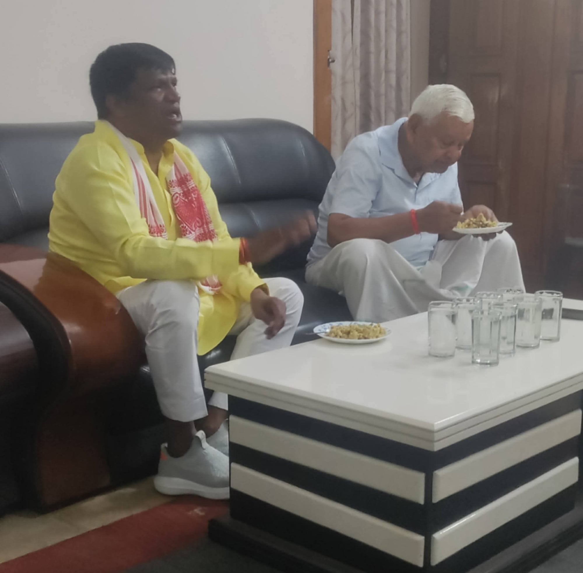 धनबाद में भाजपा : क्या ढुल्लू महतो-पीएन सिंह एक हो गए, क्या गुल खिलाने जा रही है "सतुआ" की राजनीति?