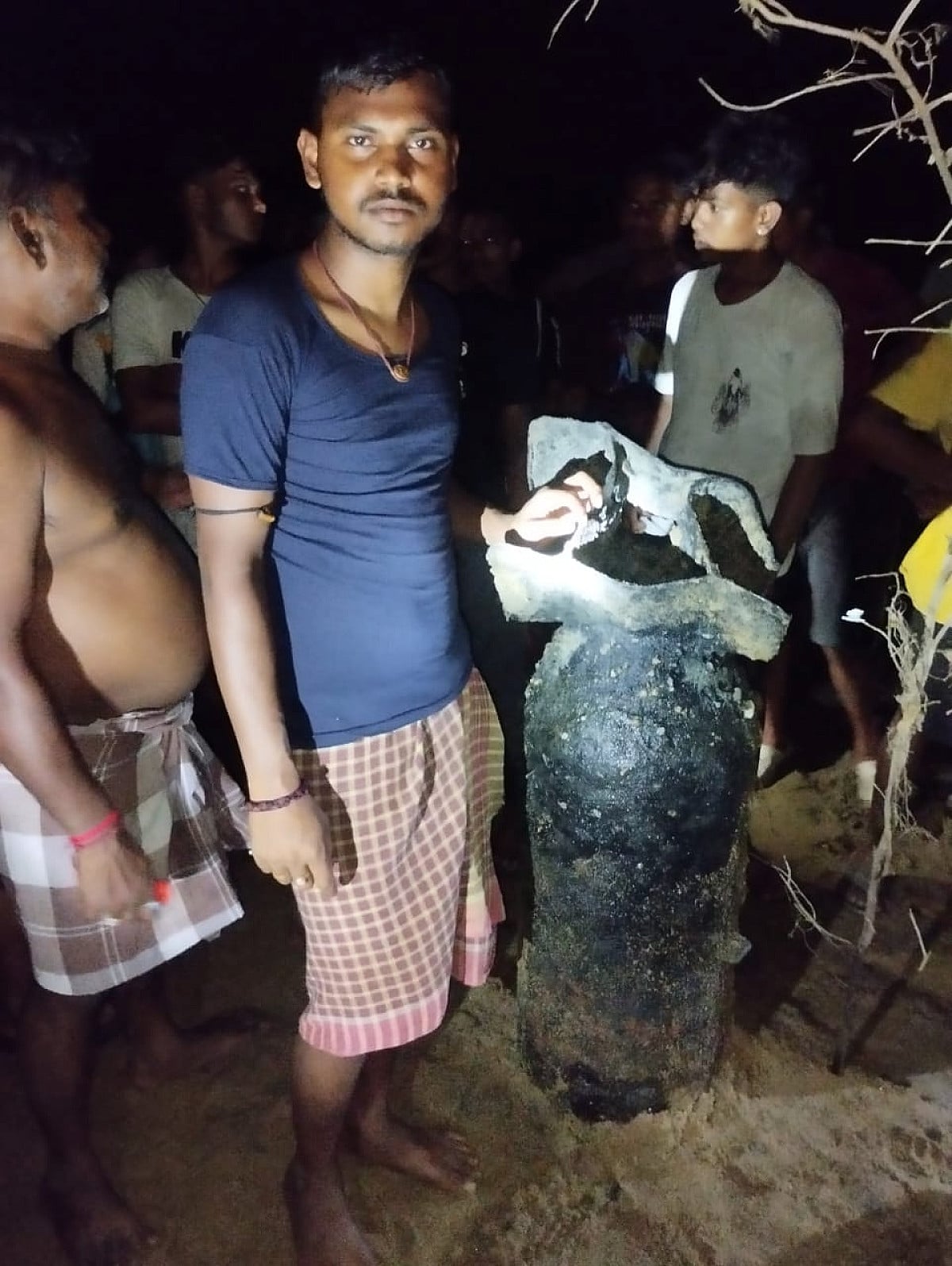 बहरागोड़ा में बम को निष्क्रिय करने के लिए सेना को लिखा गया पत्र, ग्रामीणों के जाने पर लगी रोक