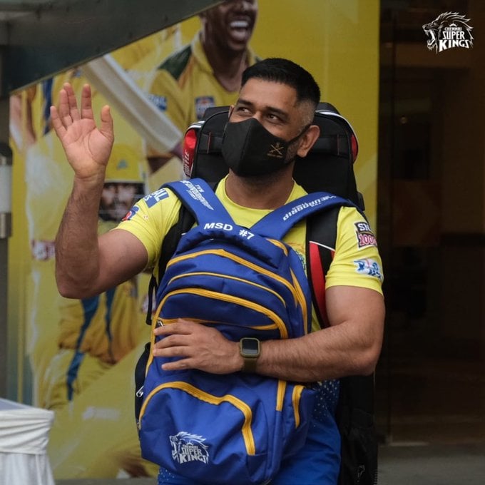 थाला धोनी संग चेन्नई की टीम पहुंची सूरत, मुकाबले से पहले टीम ने शुरू की तैयारी