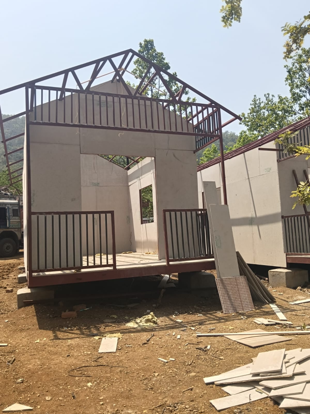 दलमा में बन रहा हैंगिंग इको रेस्ट हाउस, पर्यटकों को मिलेगा अनोखा अनुभव