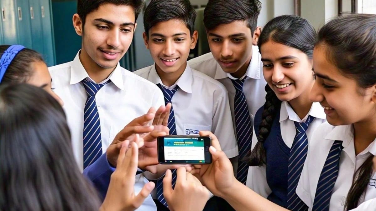 JAC 10वीं रिजल्ट 2026: 95% से ज्यादा बच्चे हुए पास, हजारीबाग की प्रियांशु समेत चार छात्रों ने किया टॉप