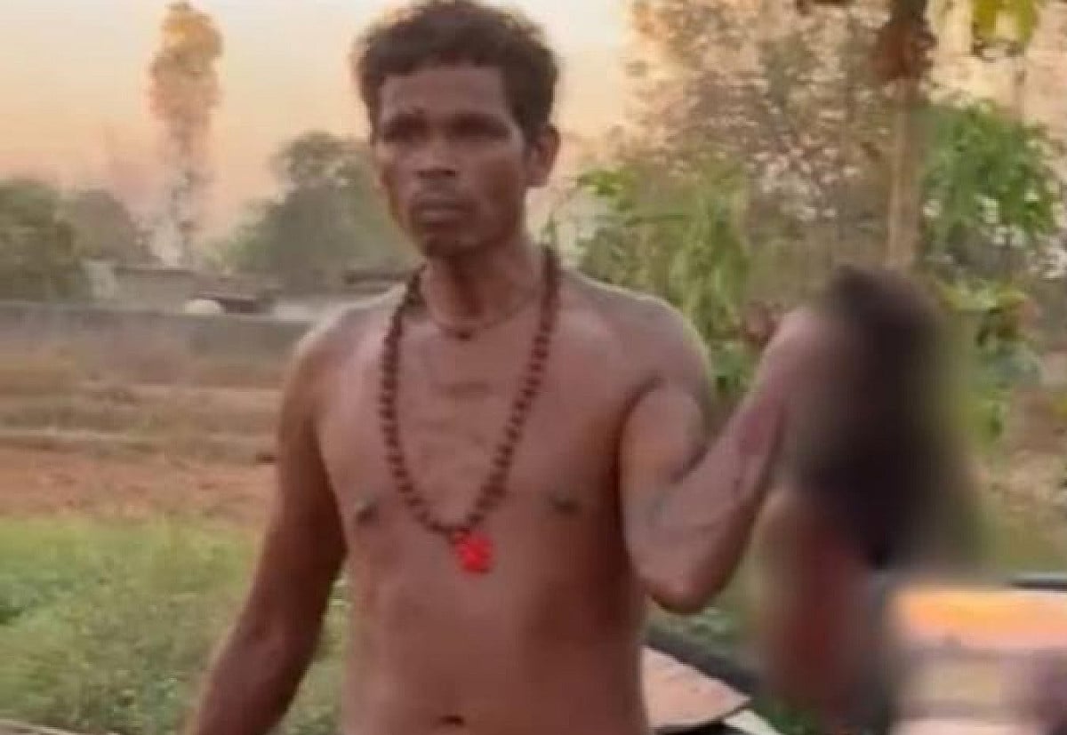 पहले धारदार हथियार से काटी पत्नी की गर्दन, फिर कटे सर को हाथ में लेकर घुमता रहा, रुह कंपा देगी वारदात