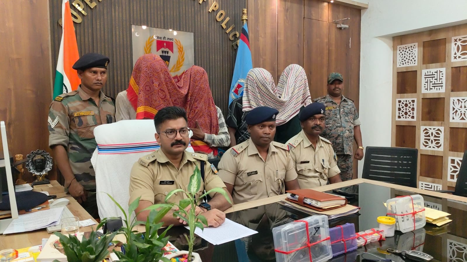 फॉर्च्यूनर से पहुँचे लूटेरे,वारदात के समय अपने ही साथी को मार दी गोली,देवघर से आया चौकाने वाला मामला