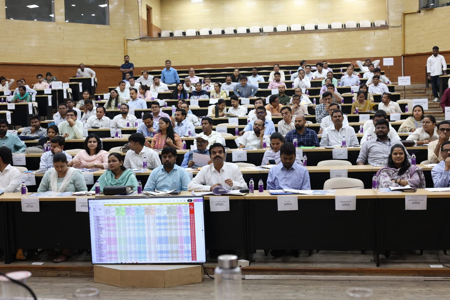 शिकायत निवारण और डिजिटल सिस्टम पर बड़ा फैसला, पटना में हुई समीक्षा बैठक