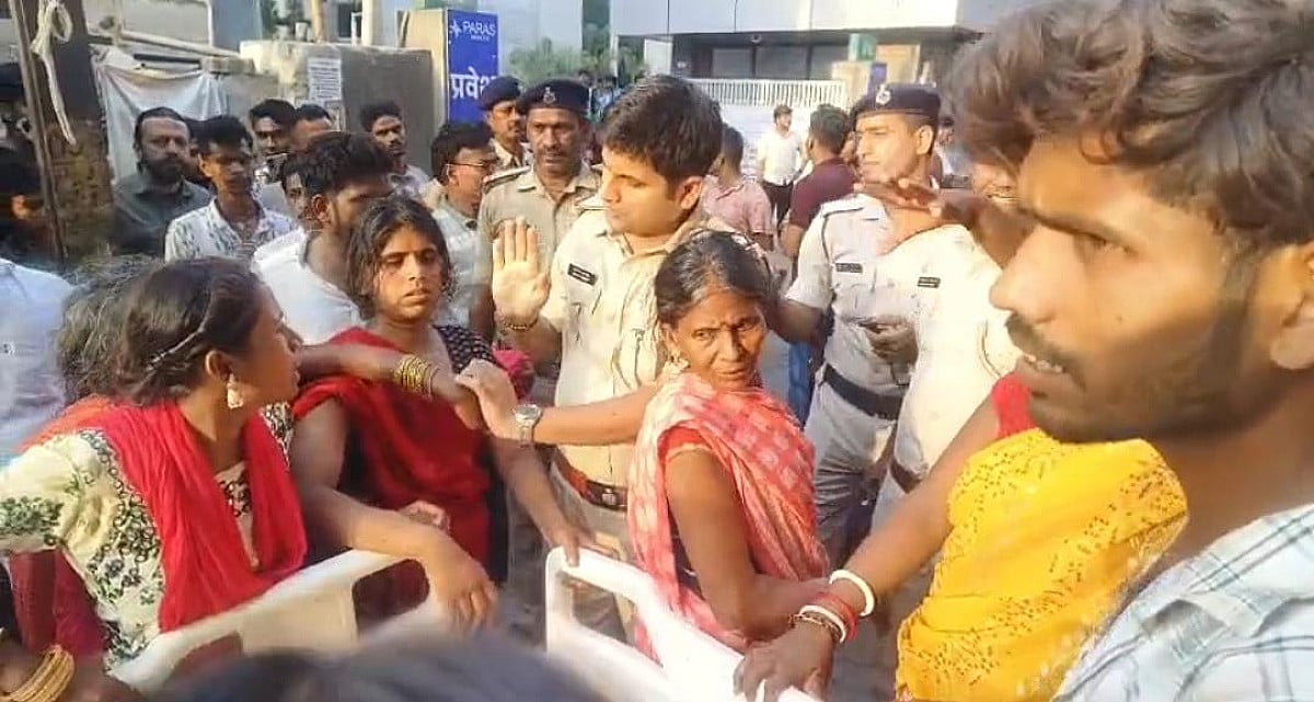 किशोर की मौत के बाद पारस हॉस्पिटल में जमकर हंगामा, पढ़े क्या है परिजनों का आरोप