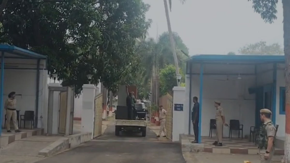 मुख्यमंत्री आवास से 7 सर्कुलर रोड तक का सफर, 20 साल बाद CM हाउस खाली कर रहे नीतीश कुमार