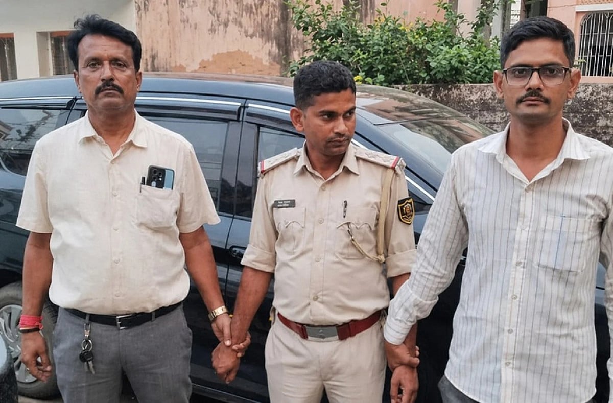 7 हजार रिश्वत लेते दरोगा बाबू गिरफ्तार, निगरानी अन्वेषण ब्यूरो ने रंगे हाथों दबोचा