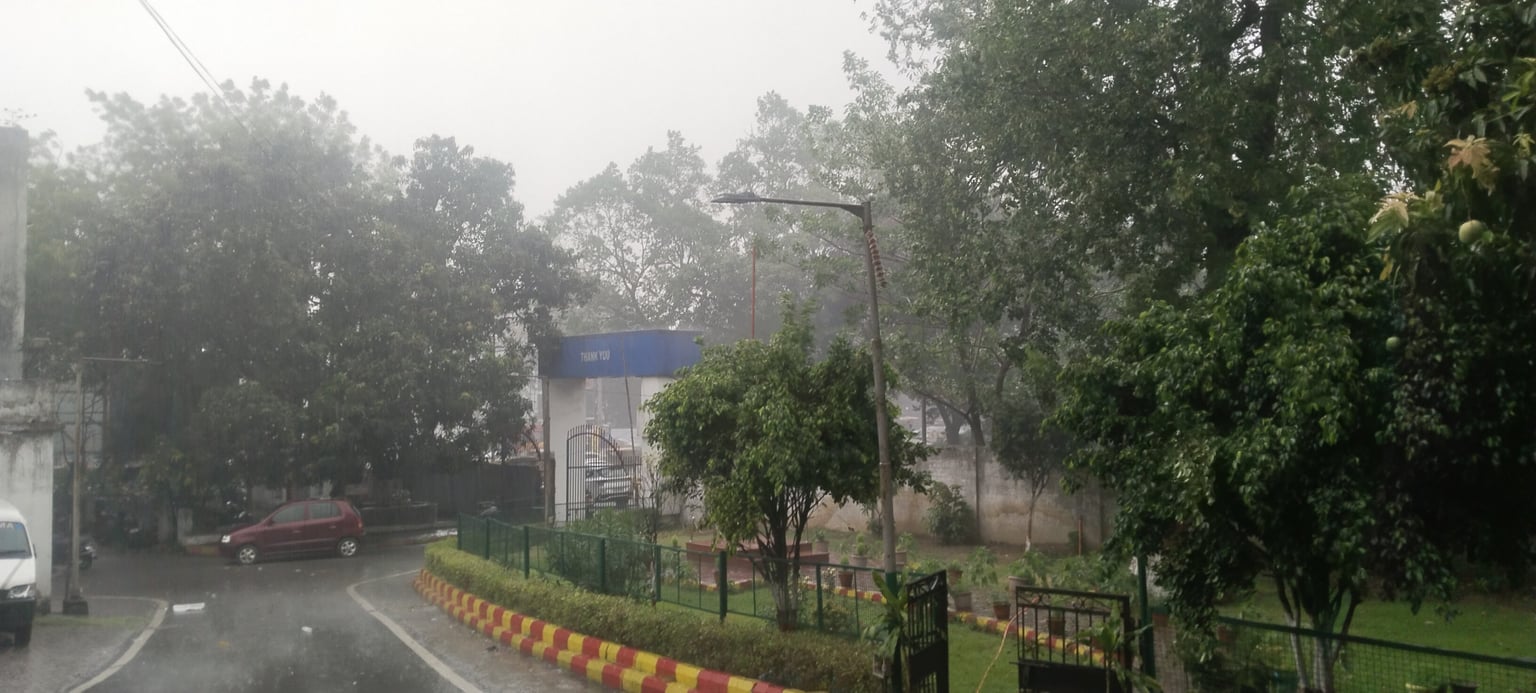 जमशेदपुर में 4 दिन की झमाझम बारिश से कूल हुआ शहर, लेकिन जनजीवन भी प्रभावित