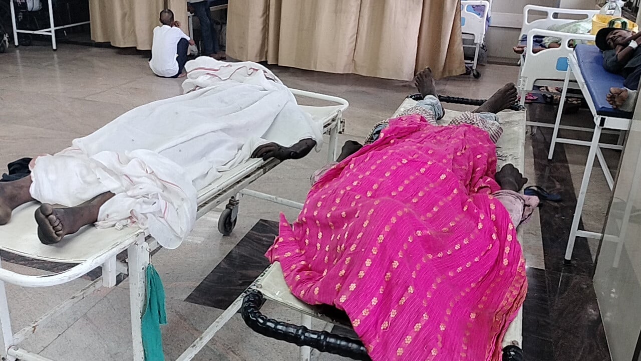 Breaking: आदित्यपुर में बड़ा हादसा, 20 फीट ऊंचाई से गिरकर दो मजदूरों की मौत