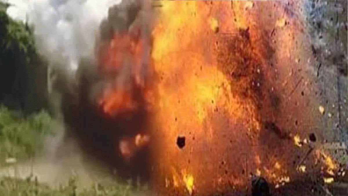 BIG BREAKING: नक्सल अभियान के दौरान ब्लास्ट,तीन जवान शहीद,एक गंभीर