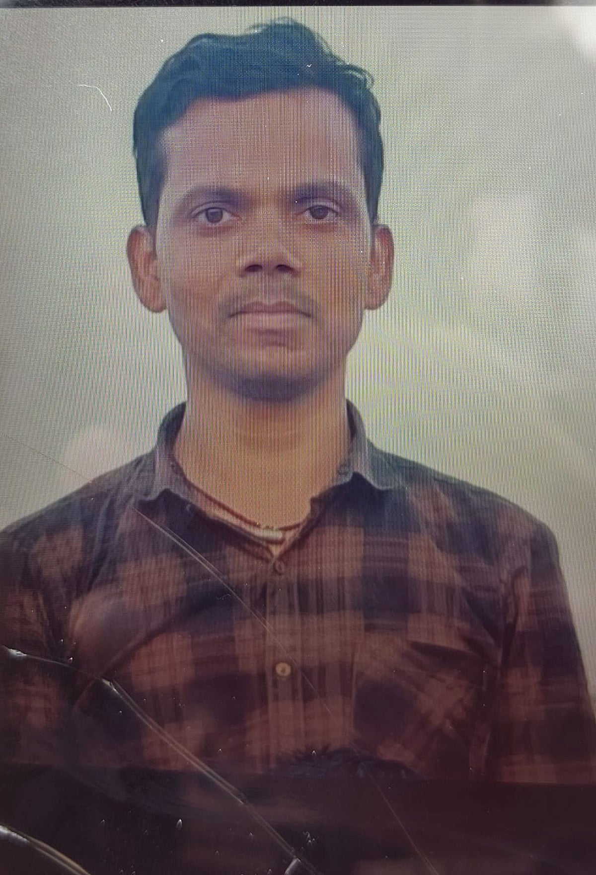 धनबाद: तेतुलमारी स्टेशन पर ट्रेन की चपेट में आने से युवक की मौत, परिवार में पसरा मातम