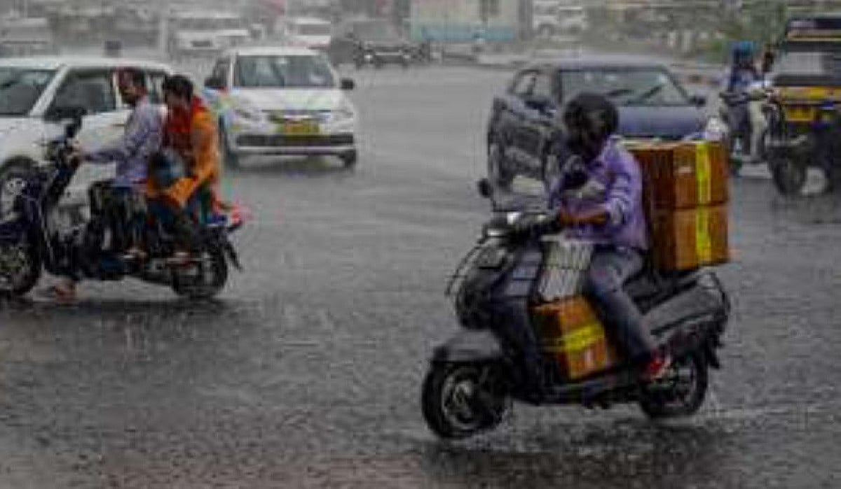 Weather Alert: आज भी बदला रहेगा झारखंड का मौसम,बारिश और तेज हवाओं का अलर्ट