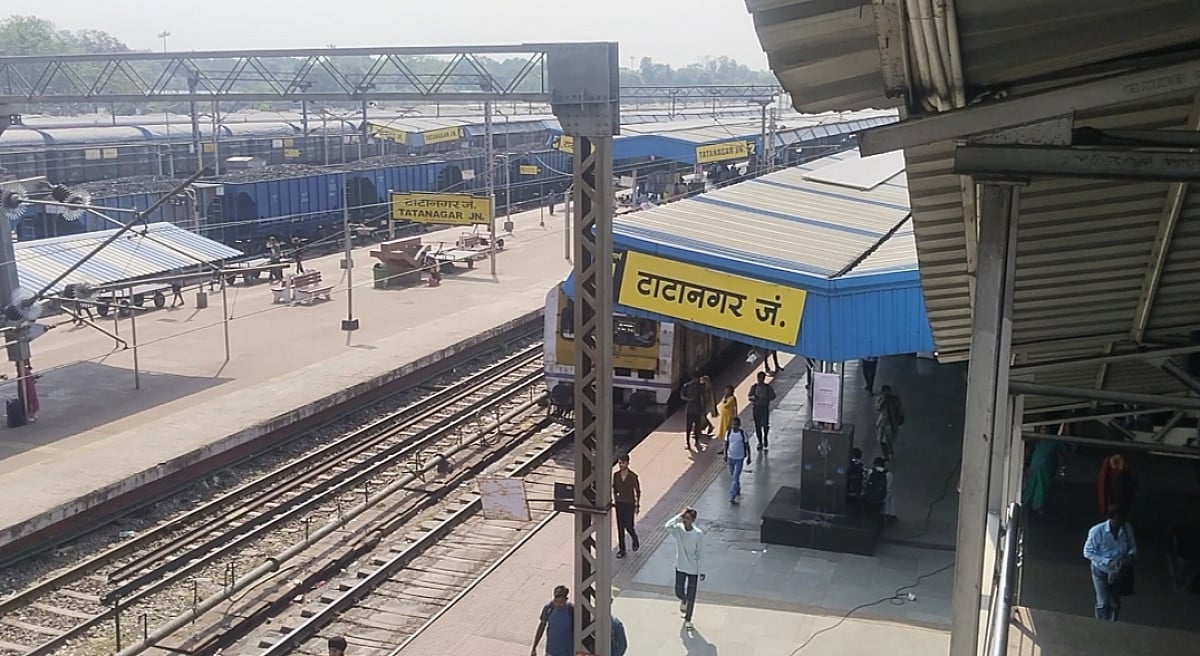 टाटानगर: चलती ट्रेन में नई नवेली दुल्हन के गहने गायब, 30 लाख की ज्वेलरी चोरी से मचा हड़कंप