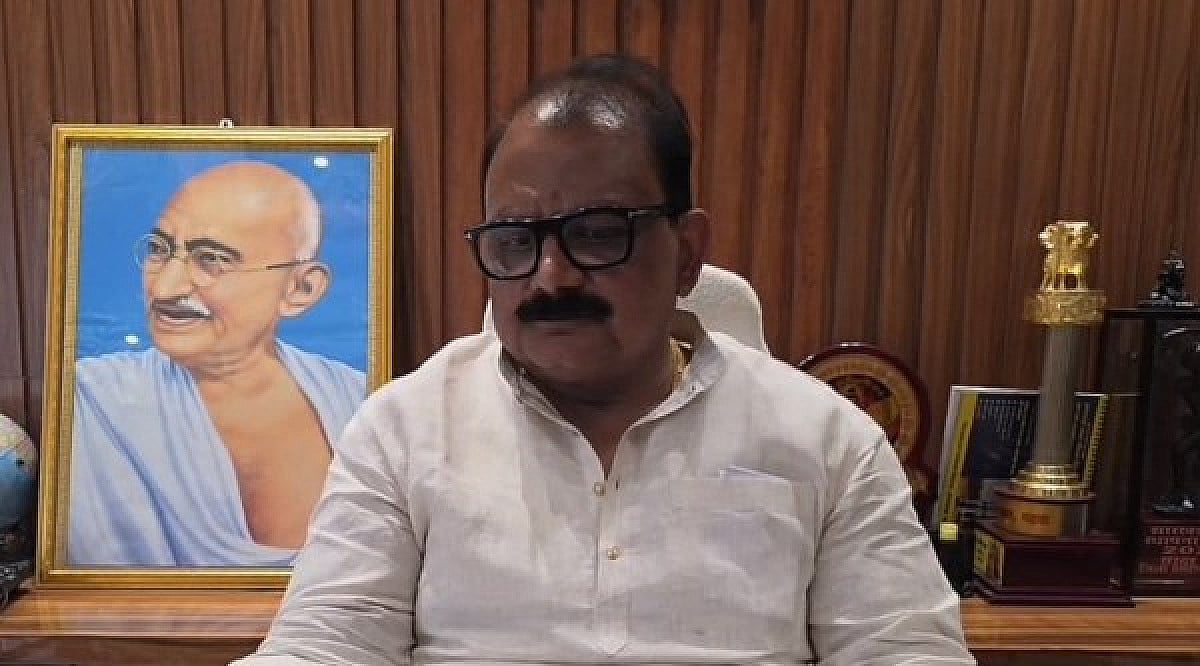 बंगाल चुनाव: पूर्व मंत्री मिथलेश ठाकुर का BJP पर हमला, कहा-ये चुनाव नहीं, युद्ध है