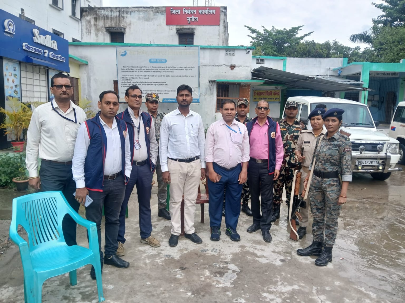 बिहार में अवर निबंधक के कई ठिकानों पर छापेमारी,  करोड़ों की अवैध संपत्ति पर शक