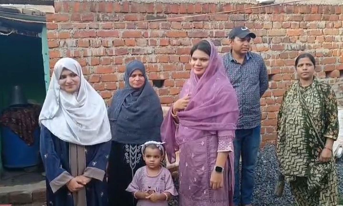 धनबाद की रशीदा नाज बनीं 12 वीं में साइंस टॉपर, 489 अंक के साथ हासिल किया पहला स्थान