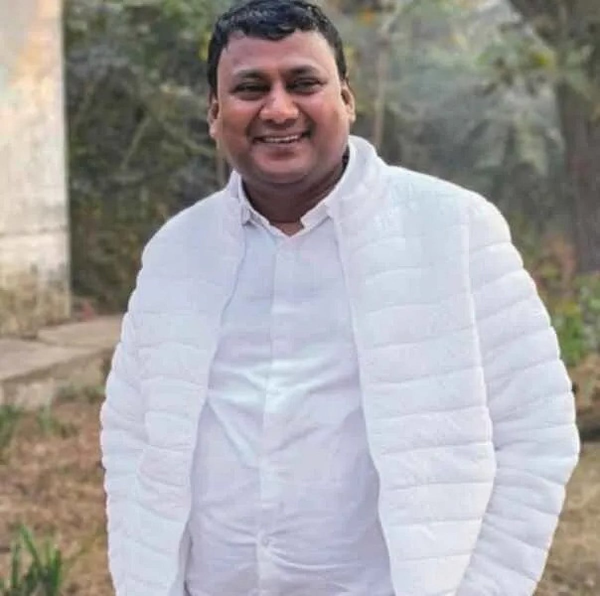 वेतन मांगने पहुंचे शिक्षक ने लगाया जातीय अपमान का आरोप, प्रभारी कुलसचिव के खिलाफ एसपी से शिकायत
