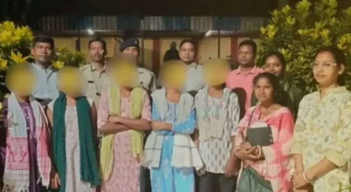 मानव तस्करी: नौकरी का झांसा देकर बच्चों की तस्करी, चक्रधरपुर रेलवे स्टेशन से 9 नाबालिग बरामद