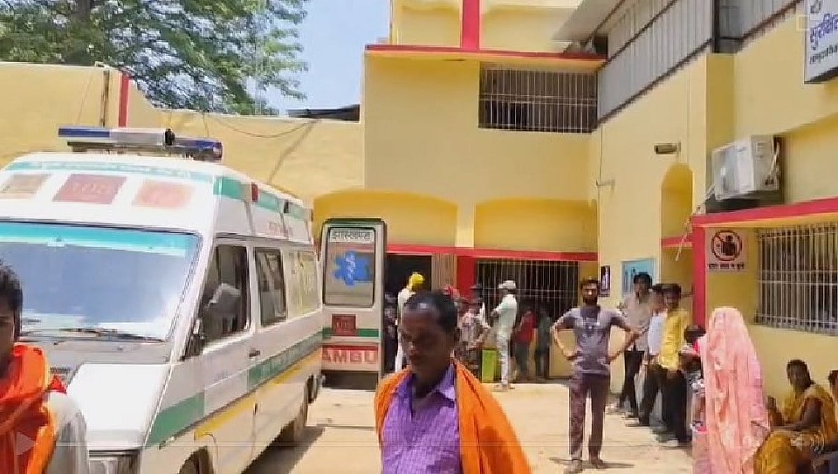 BREAKING: गढ़वा में भीषण सड़क हादसा, टेम्पो-मैजिक की टक्कर में 3 की मौत, दर्जनभर से ज्यादा घायल