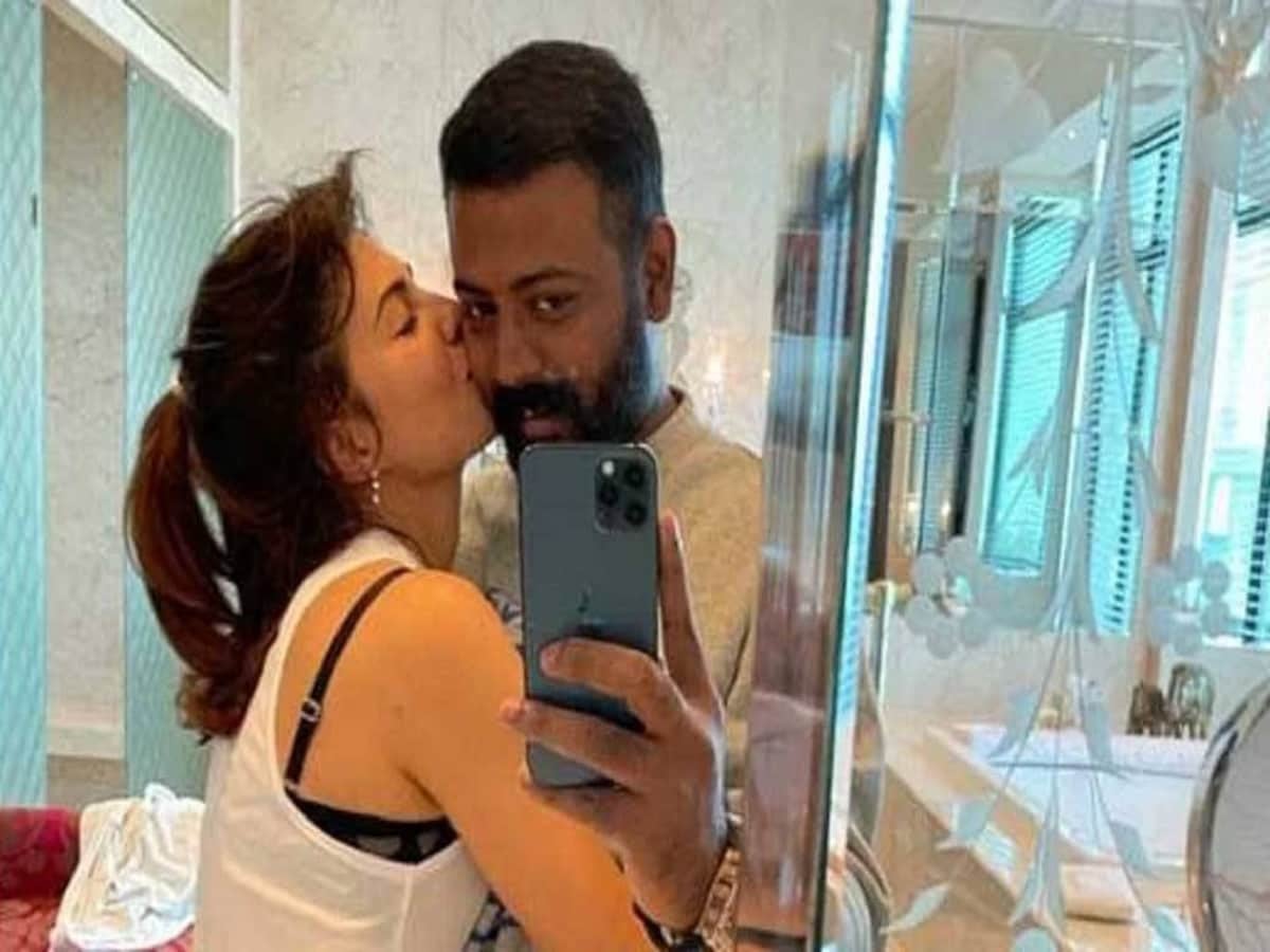 Jacqueline Fernandez पर ED का शिकंजा कसा, बॉयफ्रेंड कनेक्शन बना मुसीबत
