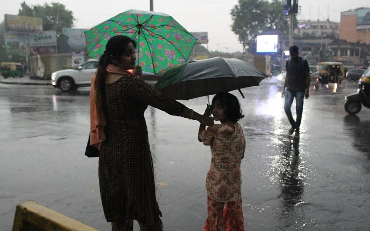 Weather Alert:झारखंड में 16 मई तक बदला रहेगा मौसम का मिजाज, आज इन जिलों में बारिश और तेज हवा का अलर्ट