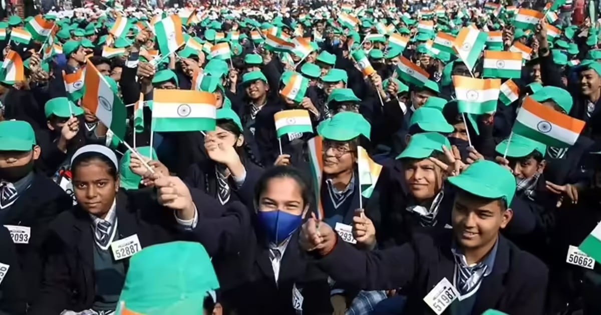 पश्चिम बंगाल में बदला स्कूलों का नियम, प्रार्थना सभा में अनिवार्य हुआ ‘वंदे मातरम’