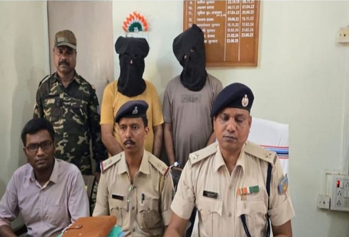 चक्रधरपुर में 6 बच्चों समेत 36 लोगों की तस्करी नाकाम, गुजरात के 2 तस्कर पकड़ाए