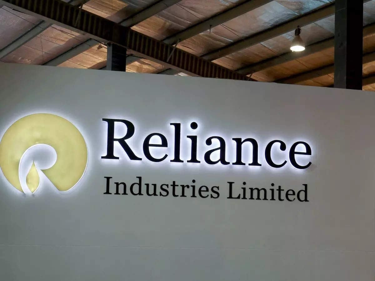 दुनिया की टॉप-100 कंपनियों से भारत बाहर! रिलायंस, HDFC और TCS की रैंकिंग में बड़ी गिरावट