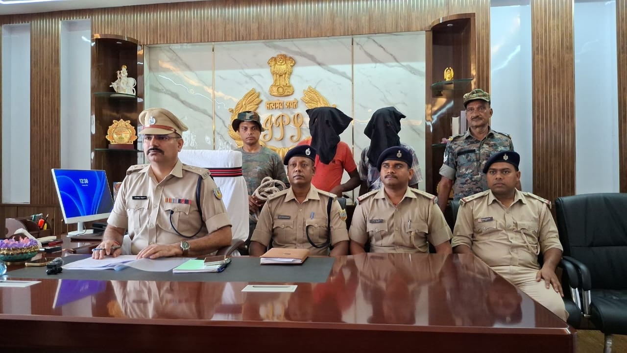 पाकुड़: अमड़ापाड़ा में बीजीआर माइनिंग कंपनी से 50 लाख की रंगदारी मामले में दो आरोपी गिरफ्तार